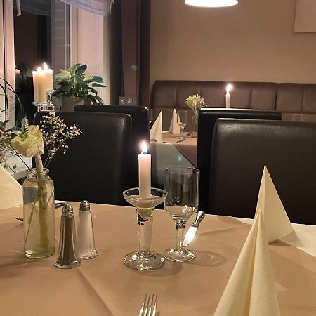Alte Schmiede Hotel & Restaurant Йорк Екстериор снимка