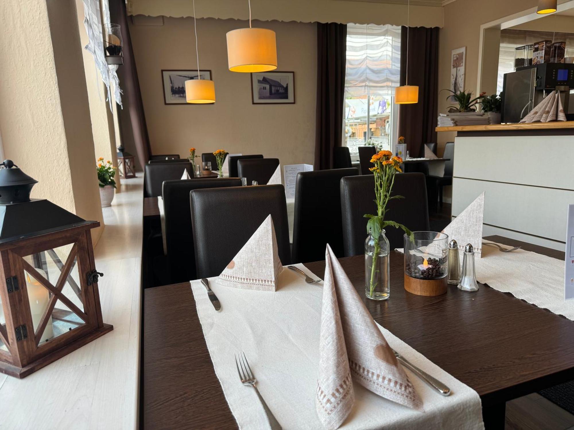 Alte Schmiede Hotel & Restaurant Йорк Екстериор снимка