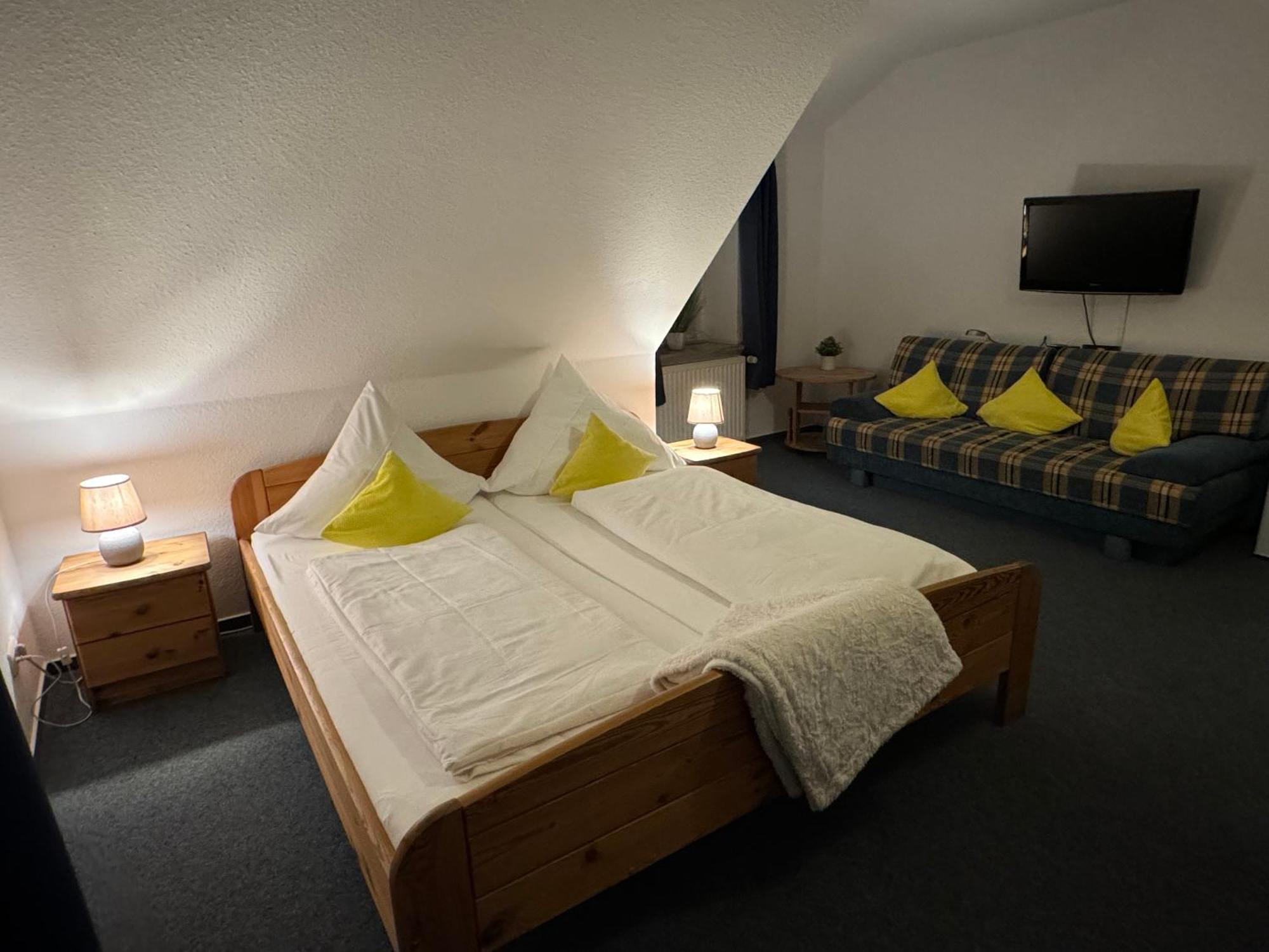 Alte Schmiede Hotel & Restaurant Йорк Екстериор снимка