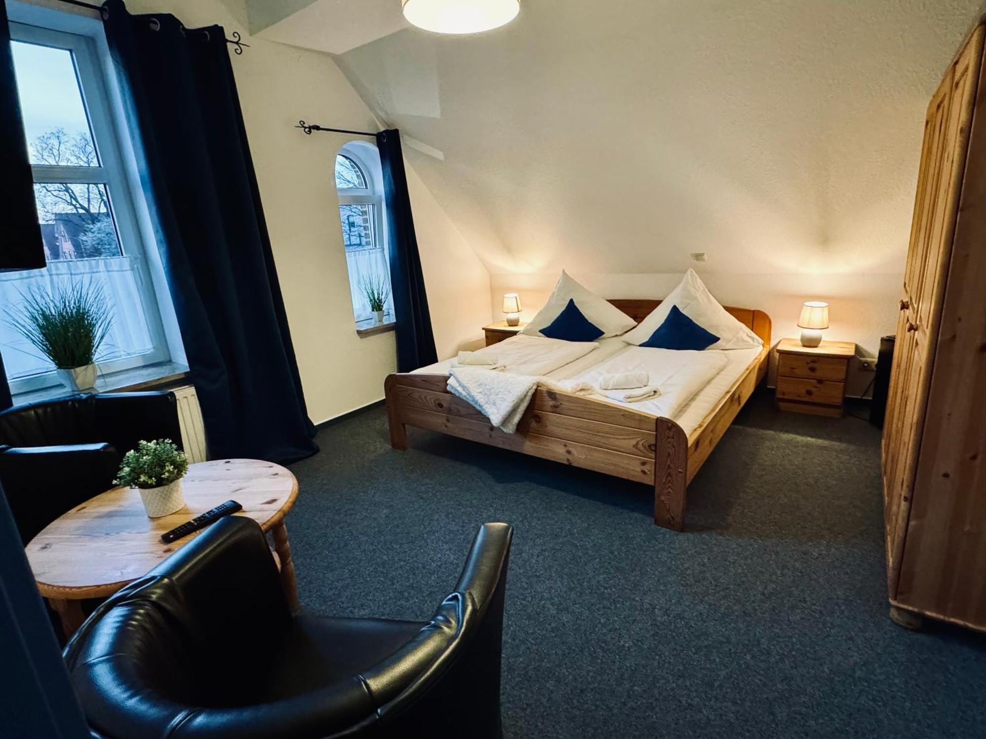 Alte Schmiede Hotel & Restaurant Йорк Екстериор снимка